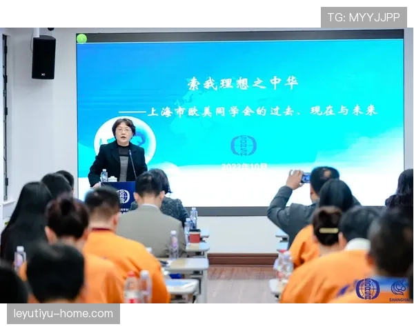 林孝埈训练完直接去奢侈品店刷卡，这消费节奏谁跟得上